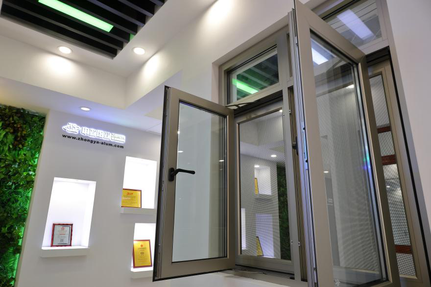 雷雨臺風天來襲，你家門窗能“頂住”嗎？(圖2)