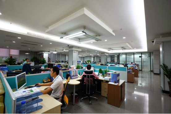 奮斗進行時,我的青春我做主(圖2) 奮斗進行時,我的青春我做主(圖2)