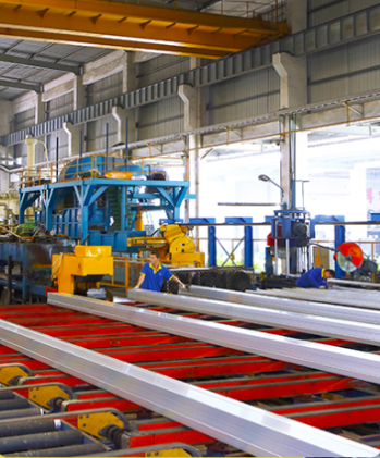 拉動(dòng)生產(chǎn)、管理兩輛馬車 創(chuàng)造中亞新的“行業(yè)高度”(圖2) 拉動(dòng)生產(chǎn)、管理兩輛馬車 創(chuàng)造中亞新的“行業(yè)高度”(圖2)