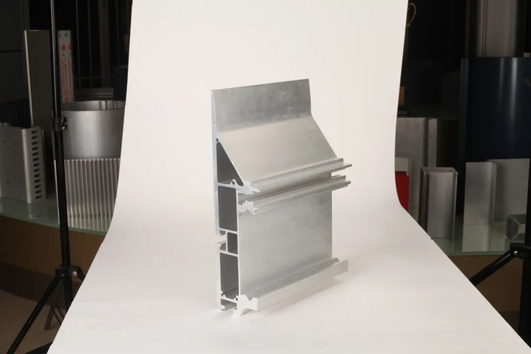 工業鋁型材可根據哪些方面進行選型？中亞鋁業告訴你！(圖3)