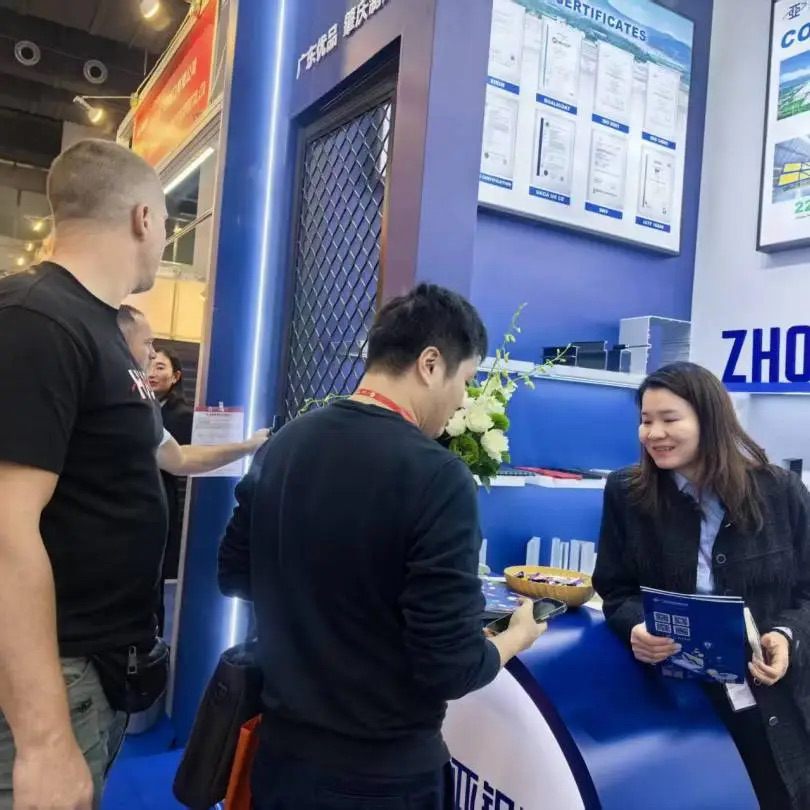 中亞鋁業(yè) “鋁” 光閃耀:廣交會首日現(xiàn)場搶“鮮”看!(圖6) 中亞鋁業(yè) “鋁” 光閃耀:廣交會首日現(xiàn)場搶“鮮”看!(圖6)